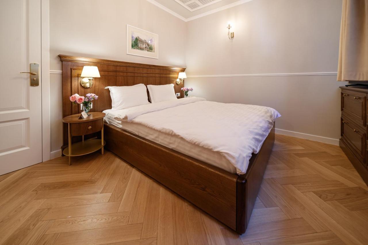 Templum Clava Hotel Bucharest Exterior photo