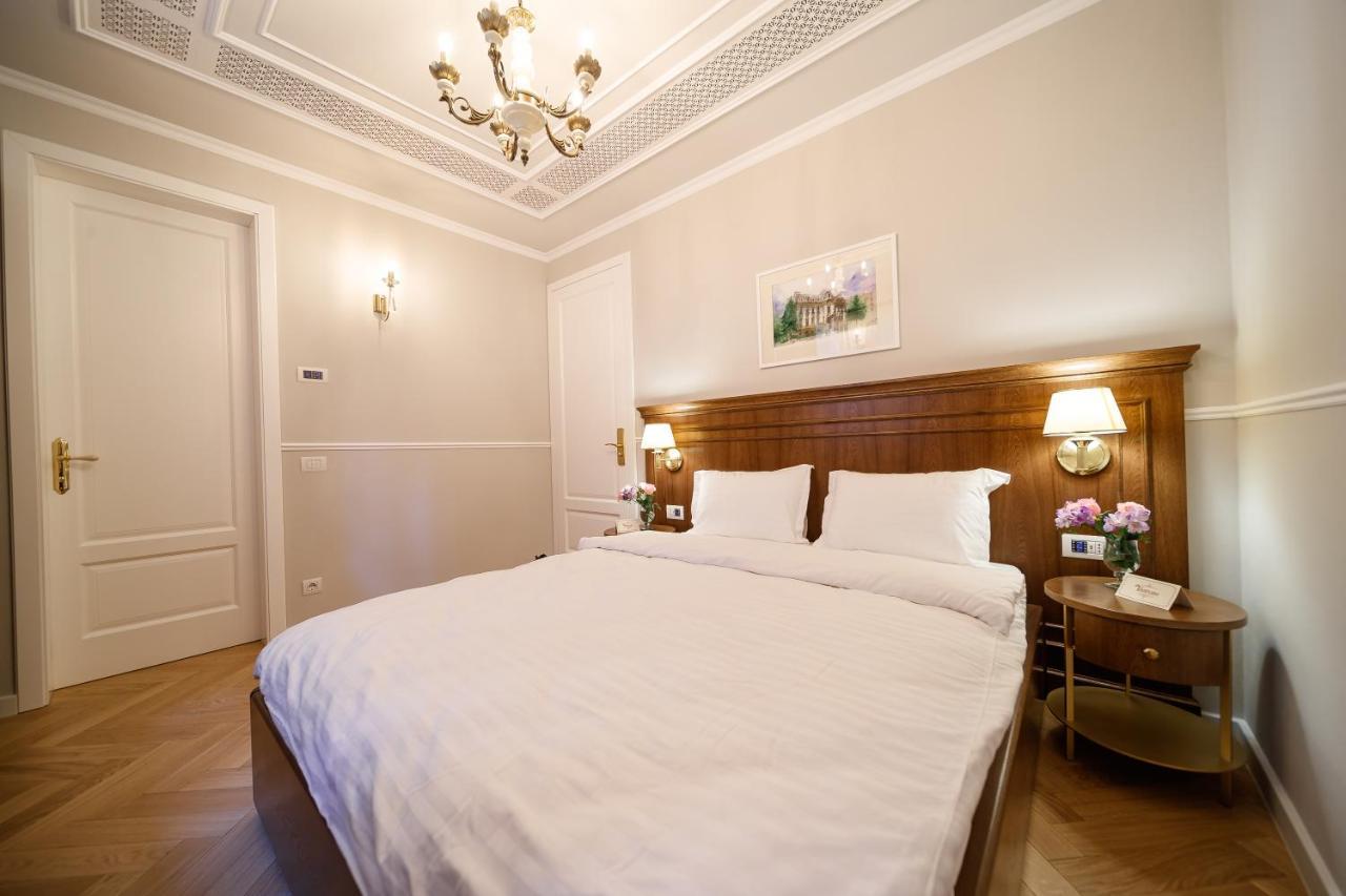 Templum Clava Hotel Bucharest Exterior photo