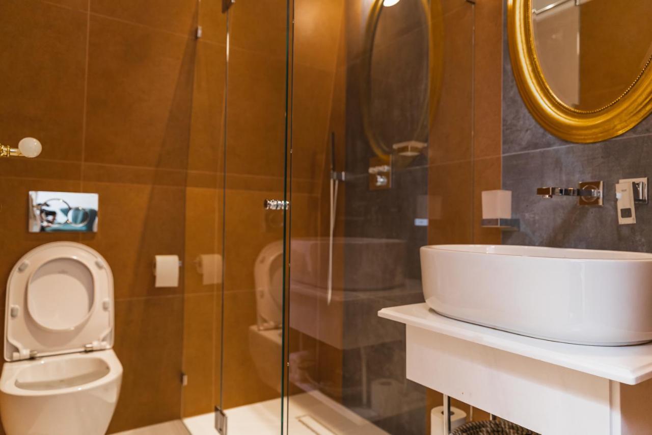 Templum Clava Hotel Bucharest Exterior photo
