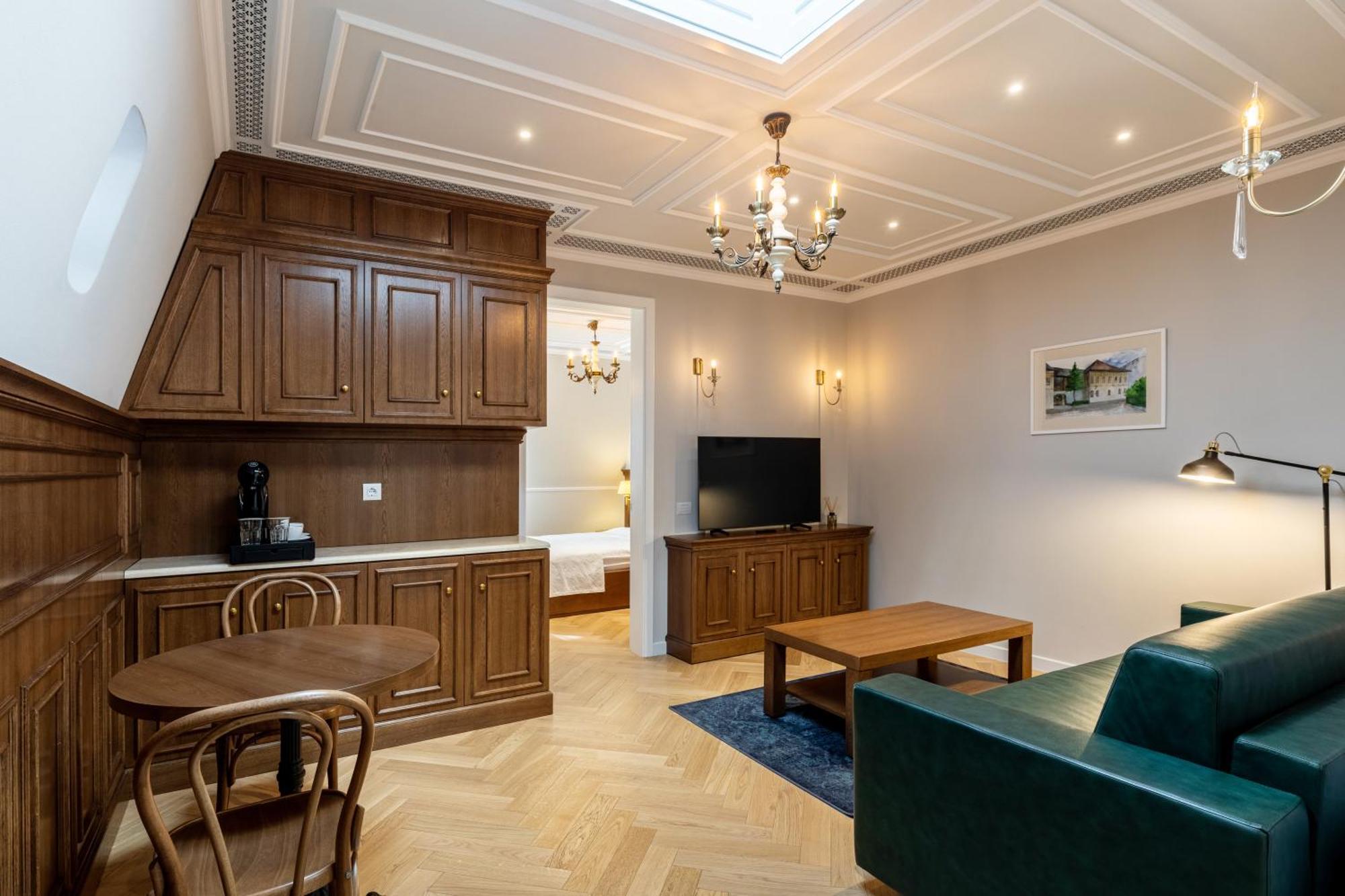 Templum Clava Hotel Bucharest Exterior photo