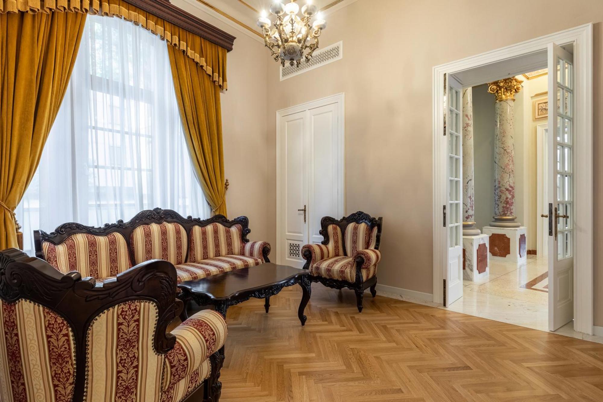 Templum Clava Hotel Bucharest Exterior photo